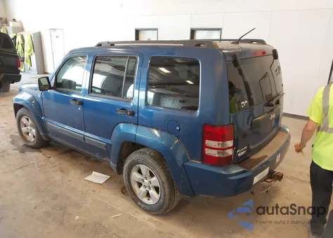 2009 Jeep Liberty Sport z USA, uszkodzony, nr VIN 1J8GN28K39W511576